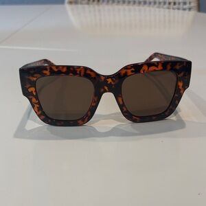 Tortoiseshell Square Frame Sunglasses - Brown Lenses